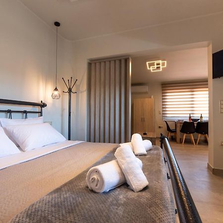 Demi'S Apartments Near Athen'S Airport Artemida  Zewnętrze zdjęcie